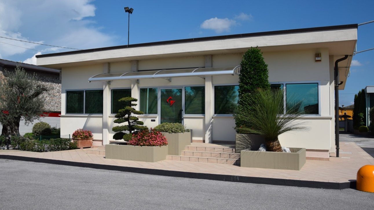 Ingresso uffici Cavagna Pressofusioni