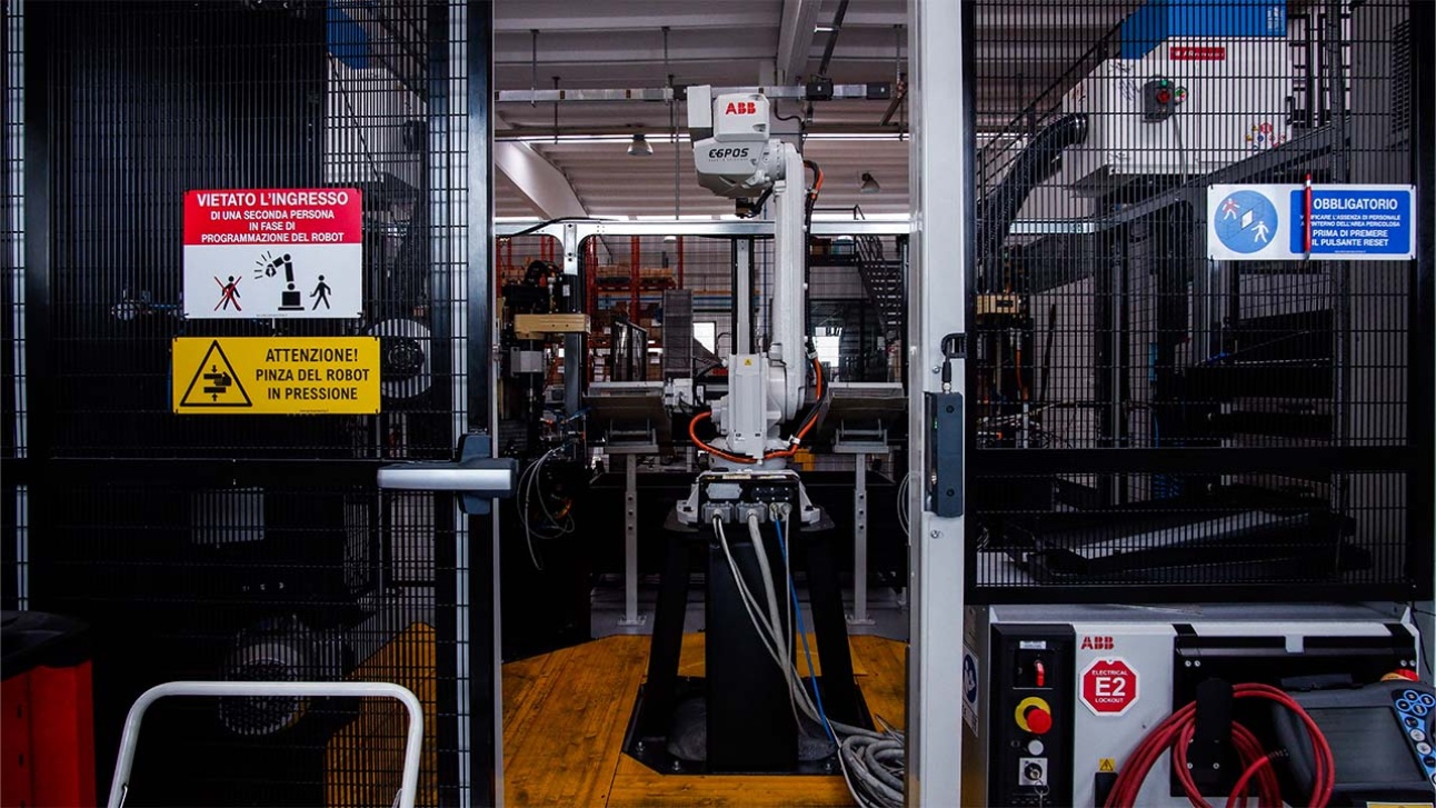 Robot per lavorazioni meccaniche Cavagna